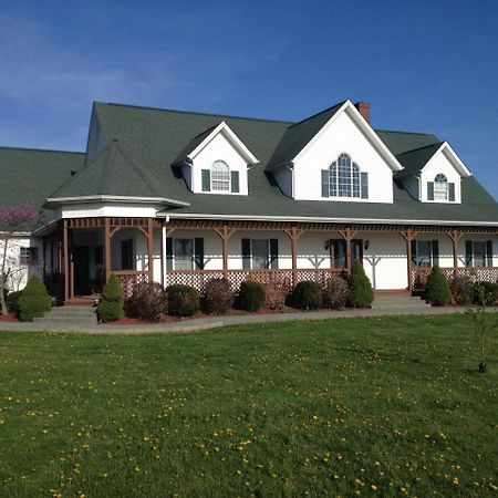 Green Gables Bed & Breakfast Odon Exterior foto